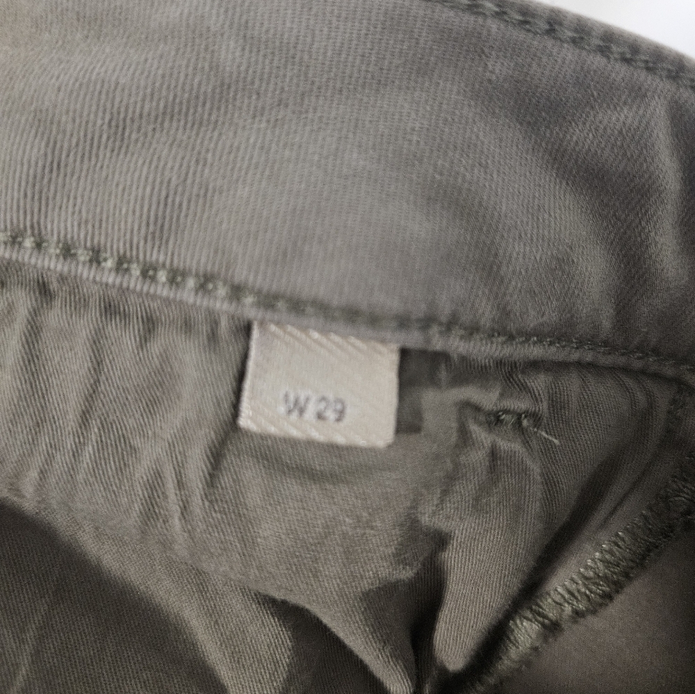 Burberry Low Rise Skinny Jeans - Picture 8 of 8